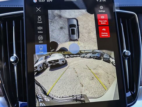 New 2025 Volvo XC90 T8 Plus w/ Protection Package Premier image 26