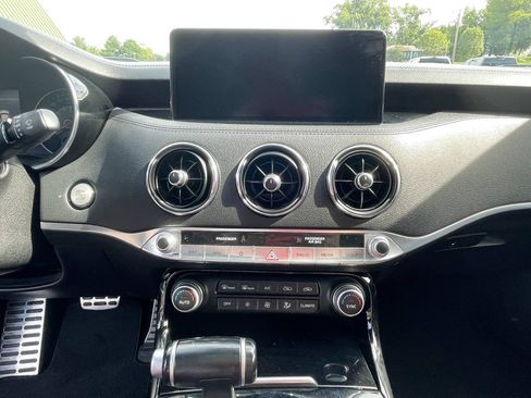Used 2022 Kia Stinger GT-Line w/ Sun & Sound Package AWD/4WD image 12