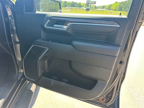 Used 2022 GMC Sierra 1500 Elevation AWD/4WD image 14
