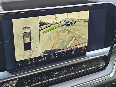 Certified 2024 Chevrolet Silverado 1500 High Country AWD/4WD image 13