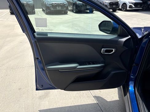 Used 2025 Kia K4 FWD image 10