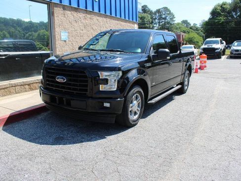 Used 2017 Ford F150 XLT w/ Equipment Group 302A Luxury RWD image 3