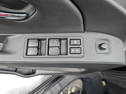 Used 2022 Nissan Frontier SV w/ Technology Package RWD image 24