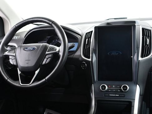 Used 2022 Ford Edge SEL w/ Sport Appearance Package image 8