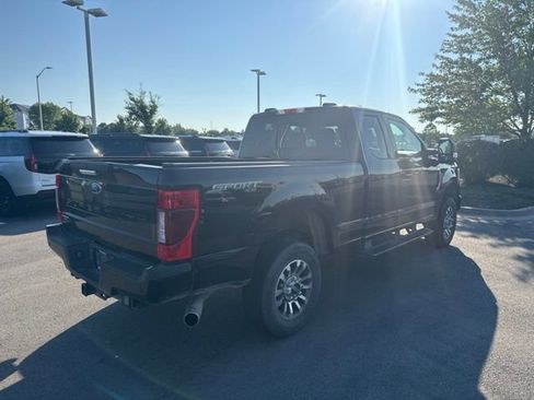 Used 2022 Ford F350 Lariat AWD/4WD image 7