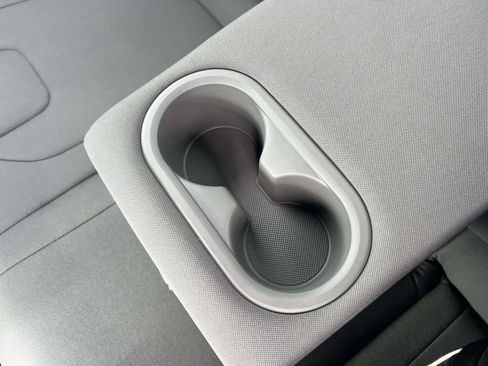 Used 2024 Hyundai Elantra SEL w/ Convenience Package image 22