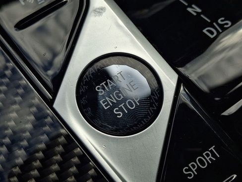 Certified 2023 BMW X7 M60i w/ Executive Package image 25