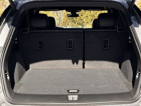 New 2026 Cadillac XT5 Luxury image 26