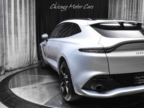 Used 2022 Aston Martin DBX image 40