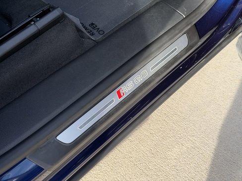 Used 2021 Audi RS Q8 4.0T w/ Carbon Optic Package image 17