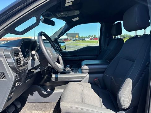 Used 2022 Ford F150 XLT w/ Equipment Group 302A High AWD/4WD image 9