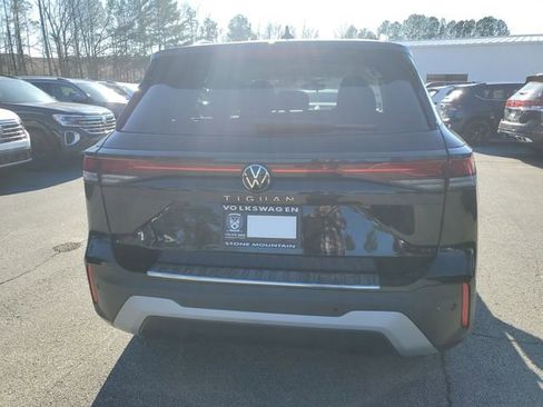 New 2026 Volkswagen Tiguan S FWD image 5