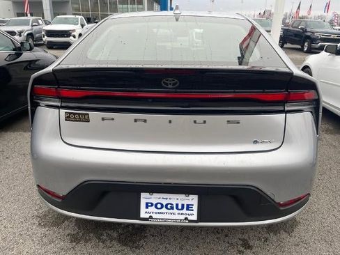 Used 2025 Toyota Prius LE image 21