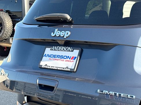 Used 2023 Jeep Renegade Limited AWD/4WD image 16