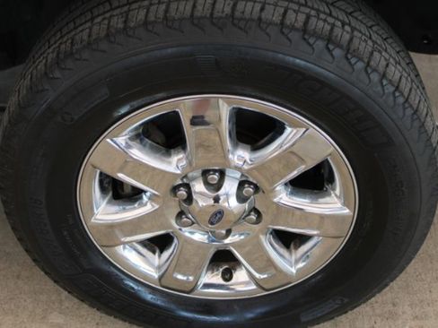 Used 2013 Ford F150 XLT w/ XLT Chrome Pkg image 29