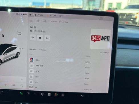 Used 2020 Tesla Model 3 Long Range image 19