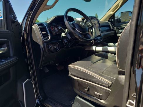 Used 2022 RAM 3500 Laramie AWD/4WD image 10