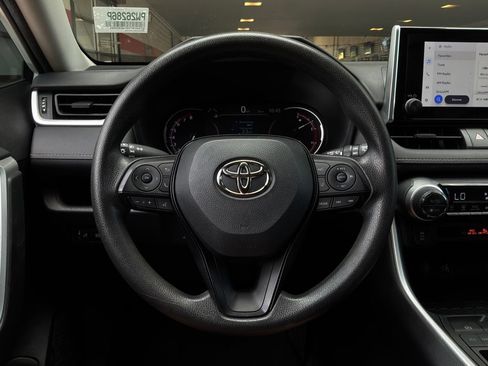 Used 2023 Toyota RAV4 XLE FWD image 32