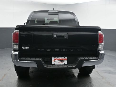 Used 2022 Toyota Tacoma Limited w/ Nightshade Package image 7
