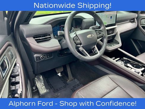 Certified 2025 Ford Explorer Platinum w/ LUX Leather Package AWD/4WD image 7