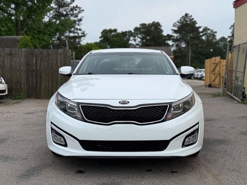Used 2015 Kia Optima LX FWD image 2