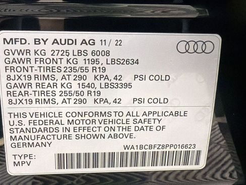 Used 2023 Audi Q4 e-tron Premium Plus w/ Premium Plus image 19