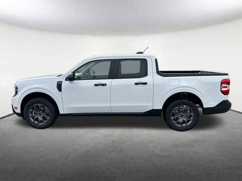 New 2025 Ford Maverick XLT image 2