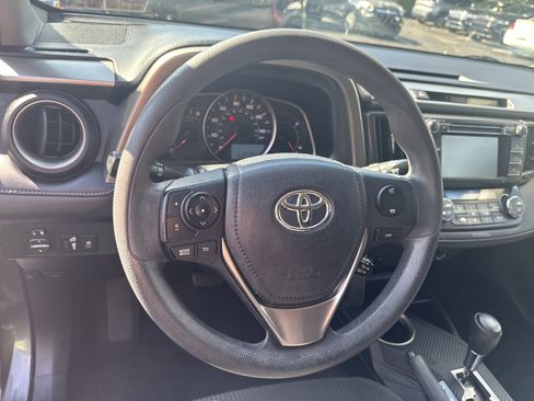 Used 2013 Toyota RAV4 XLE image 13