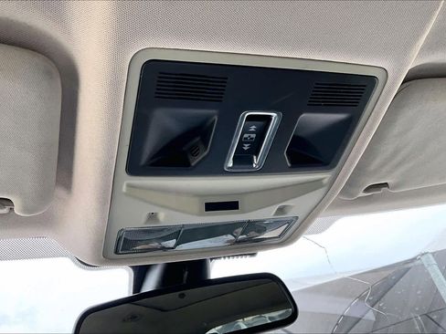 Used 2012 Land Rover Range Rover Evoque Pure Premium image 31