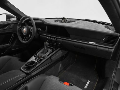 Certified 2026 Porsche 911 GT3 image 44