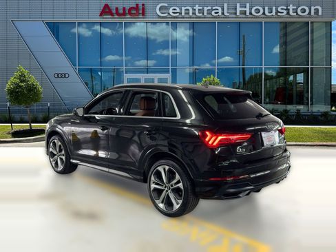 Used 2020 Audi Q3 2.0T Premium Plus w/ Premium Plus Package image 3