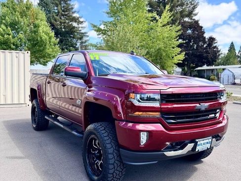 Used 2017 Chevrolet Silverado 1500 LT w/ All Star Edition AWD/4WD image 3