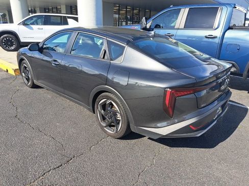 Used 2025 Kia K4 EX image 3