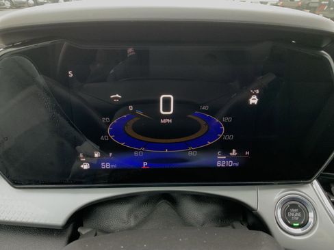 Used 2024 Chevrolet Trax LT w/ Driver Confidence Package image 27