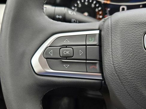 Used 2025 Jeep Compass Limited AWD/4WD image 20
