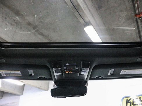 Used 2024 Lexus GX 550 w/ Cold Area Package AWD/4WD image 12
