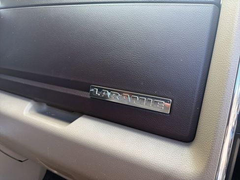 Used 2011 RAM 1500 Laramie image 44
