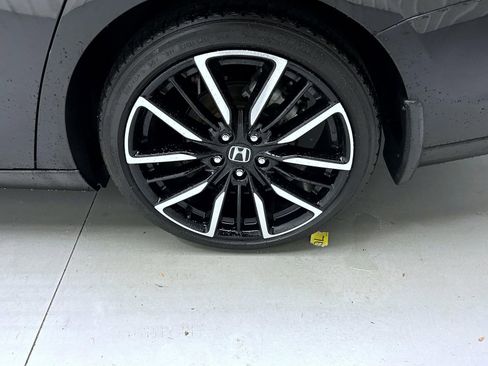 Used 2024 Honda Accord Touring image 22