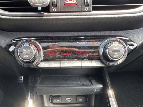 Used 2024 Kia Forte GT-Line w/ GT-Line Premium Package FWD image 24