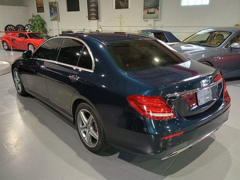 Used 2017 Mercedes-Benz E 300 4MATIC image 3