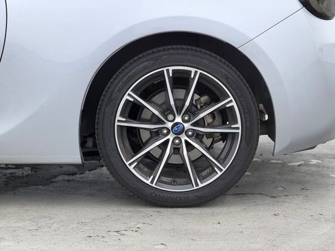 Used 2018 Subaru BRZ Limited w/ Popular Package #2 RWD image 2