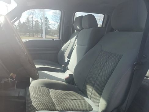 Used 2016 Ford F350 XL w/ Snow Plow Prep Package image 9