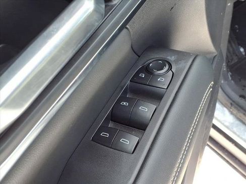Used 2025 GMC Terrain Elevation AWD/4WD image 7