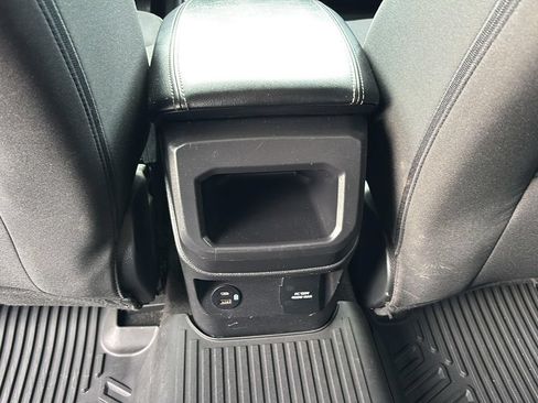 Used 2024 Ford Ranger XLT w/ Equipment Group 301A High AWD/4WD image 18
