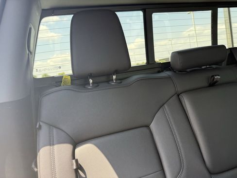 New 2026 Chevrolet Silverado 1500 RST w/ Texas Edition Plus image 44