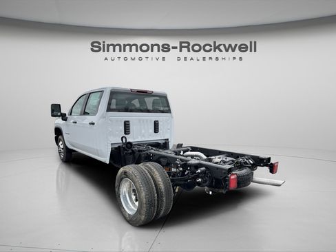 New 2026 Chevrolet Silverado 3500 W/T AWD/4WD image 5