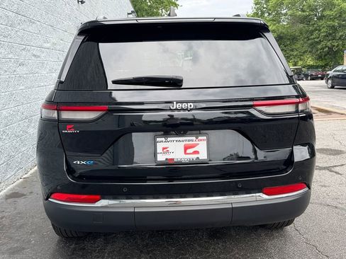 Used 2023 Jeep Grand Cherokee 4WD 4xe image 9