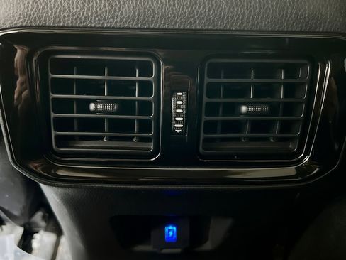 Used 2023 Toyota RAV4 LE FWD image 17