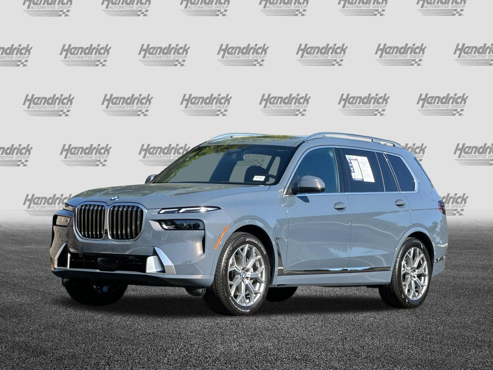 Used 2026 BMW X7 xDrive40i AWD/4WD image 9