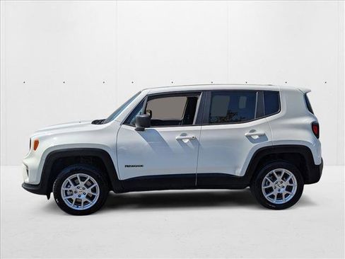 Used 2023 Jeep Renegade Latitude image 9